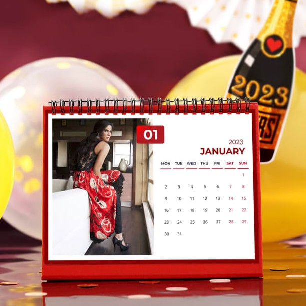 Classic Designed Desk Calender