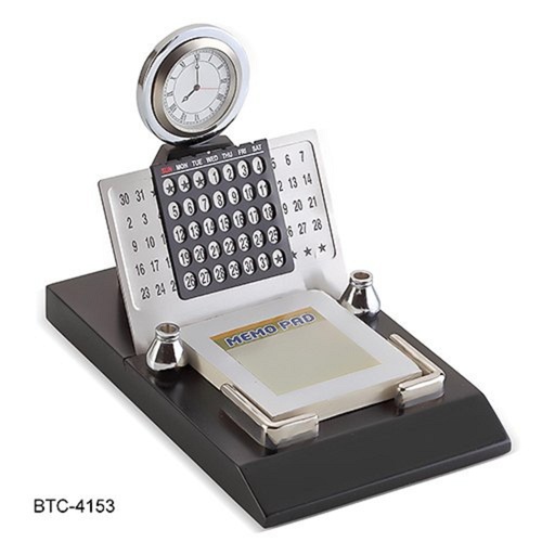 Prepetual Calender Metal Clock With Memo Pad And Pen stand